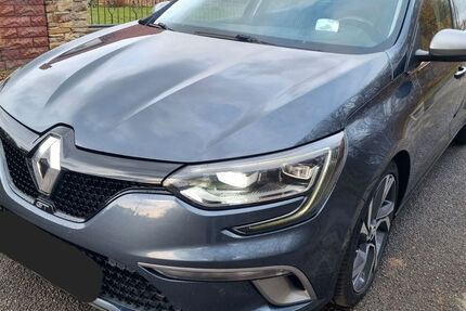 Renault Megane 198.000 km 8.900 &euro; Wiesbaden 65199