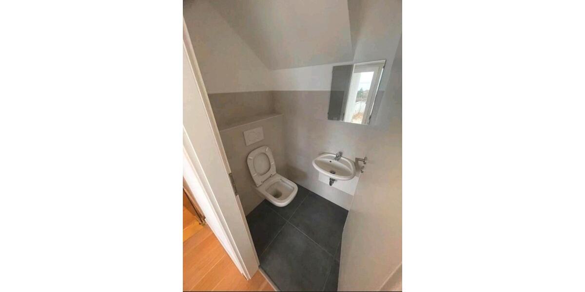 Etagenwohnung Mainz Lerchenberg - 1 Zimmer, 10 m&sup2;, 340&euro; | Angebot:24373853