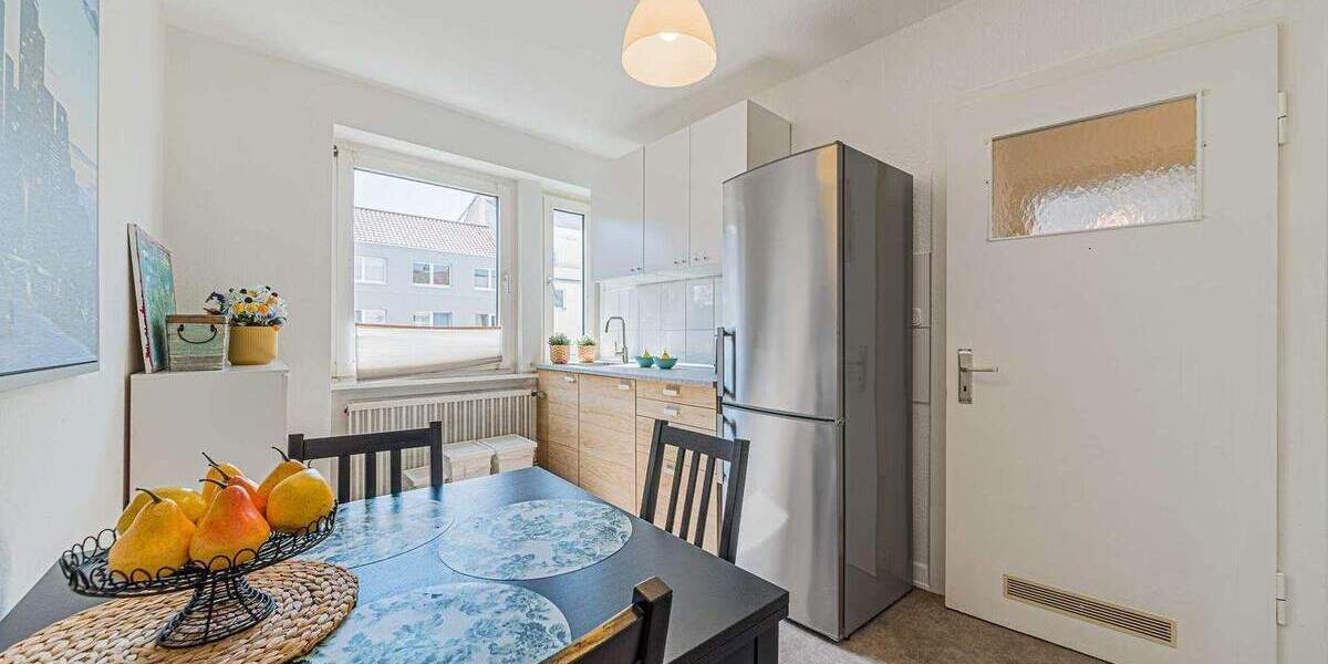 Etagenwohnung Frankfurt am Main Bockenheim - 2 Zimmer, 60 m&sup2;, 1.650&euro; | Angebot:25796607