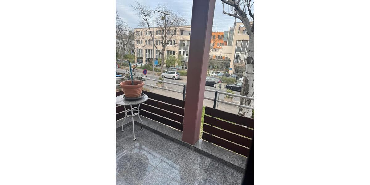 Etagenwohnung Wiesbaden Südost - 3 Zimmer, 90 m&sup2;, 1.650&euro; | Angebot:26227392