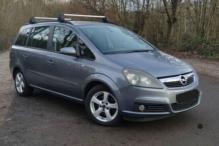 Opel Zafira 238.090 km 2.000 &euro; Wiesbaden 65197