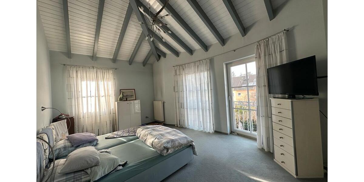 Einfamilienhaus Wiesbaden Südost - 8.5 Zimmer, 346 m&sup2;, 1.760.000&euro; | Angebot:24601262