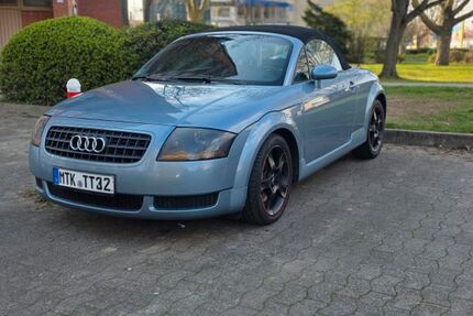 Audi TT 199.000 km 8.900 &euro; Flörsheim 65439