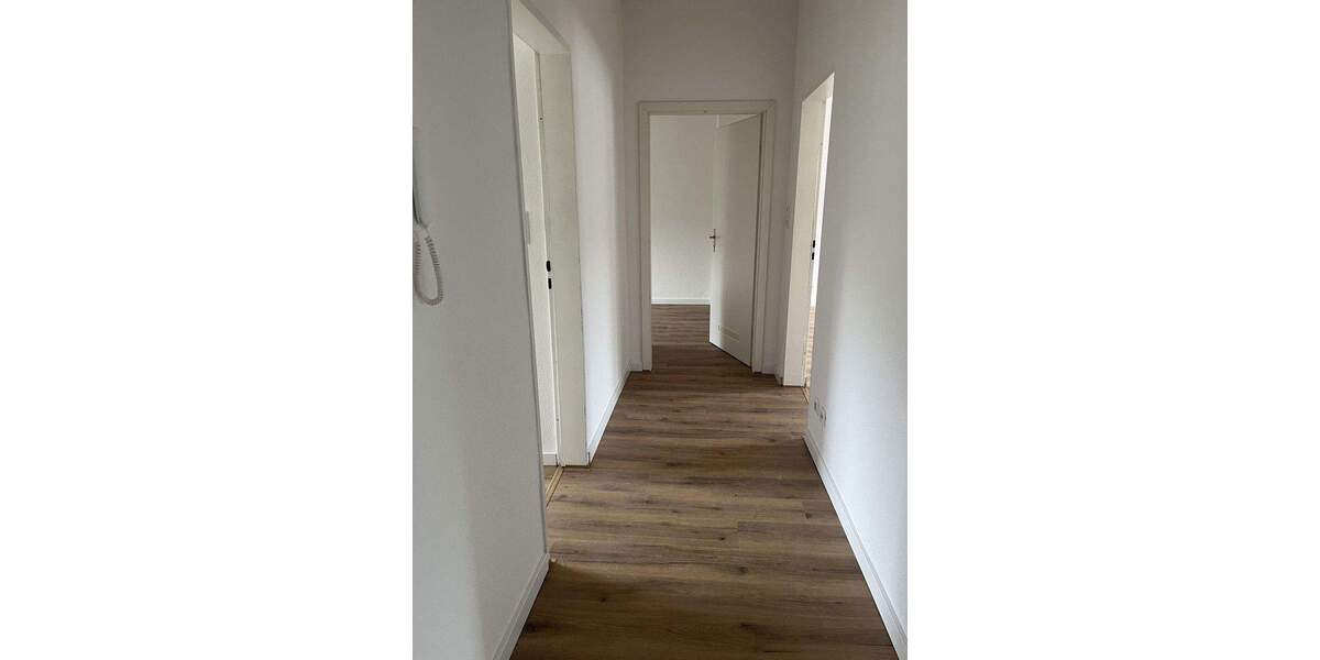 Etagenwohnung Wiesbaden Mitte - 2 Zimmer, 70 m&sup2;, 940&euro; | Angebot:25399372
