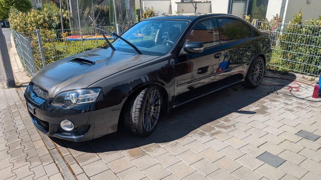 Subaru Legacy 226.000 km 5.000 &euro; Wiesbaden 65207