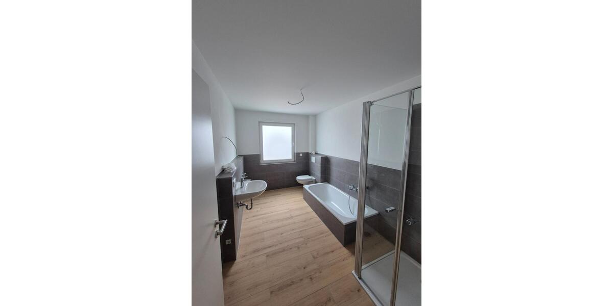 Maisonettenwohnung Mörfelden-Walldorf Walldorf - 5 Zimmer, 170 m&sup2;, 2.900&euro; | Angebot:26314687