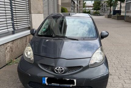 Toyota Aygo (X) 196.000 km 1.600 &euro; Rüsselsheim 65428