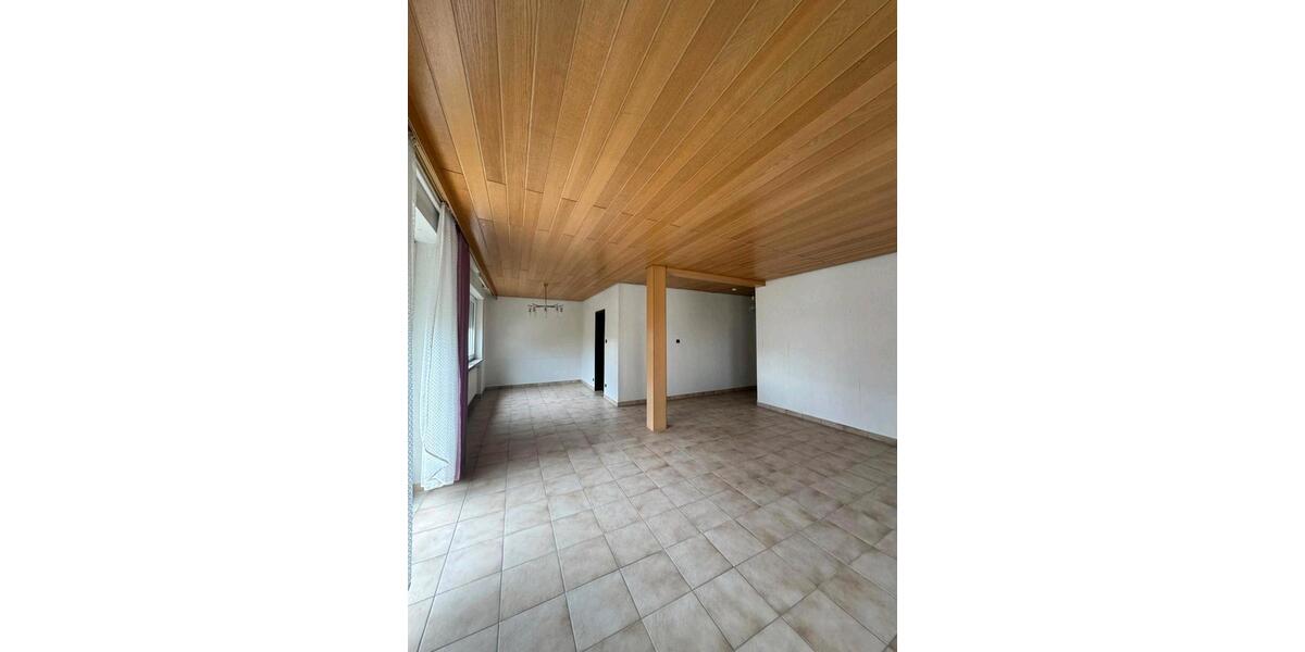Erdgeschoßwohnung Rüsselsheim am Main - 3 Zimmer, 80 m&sup2;, 1.550&euro; | Angebot:26498550