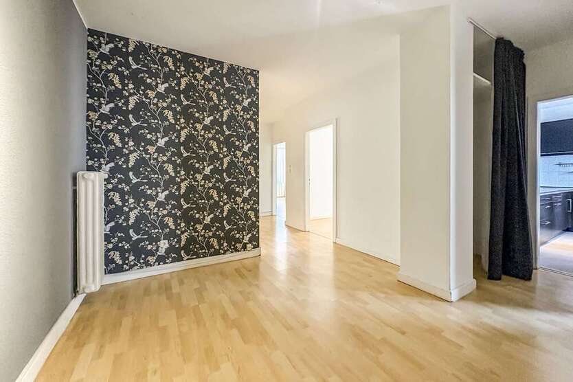 Wohnung zum Mieten in Frankfurt 1.300 € 99.7 m²