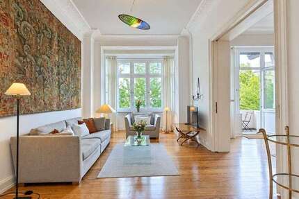 Wohnung Wiesbaden Biebrich - 4 Zimmer, 109 m&sup2;, 2.500&euro; | Angebot:27346189