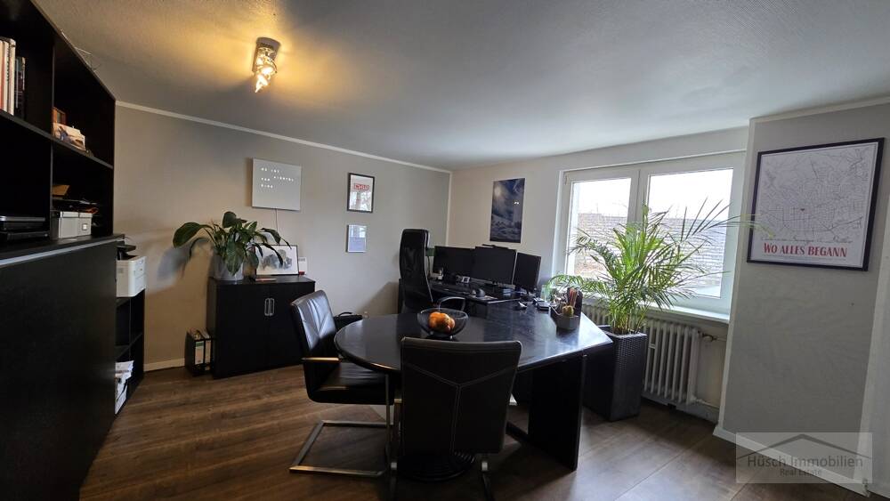 Einfamilienhaus Taunusstein / Neuhof Neuhof - 8 Zimmer, 224 m&sup2;, 749.000&euro; | Angebot:26218735