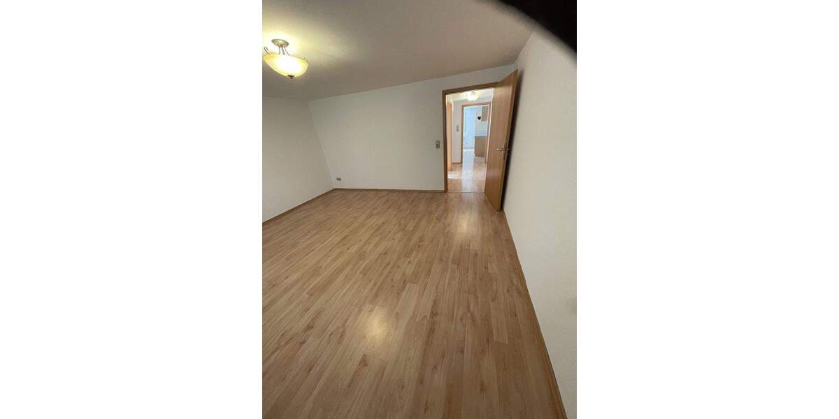 Etagenwohnung Wiesbaden-Breckenheim Breckenheim - 2 Zimmer, 68 m&sup2;, 700&euro; | Angebot:25745778
