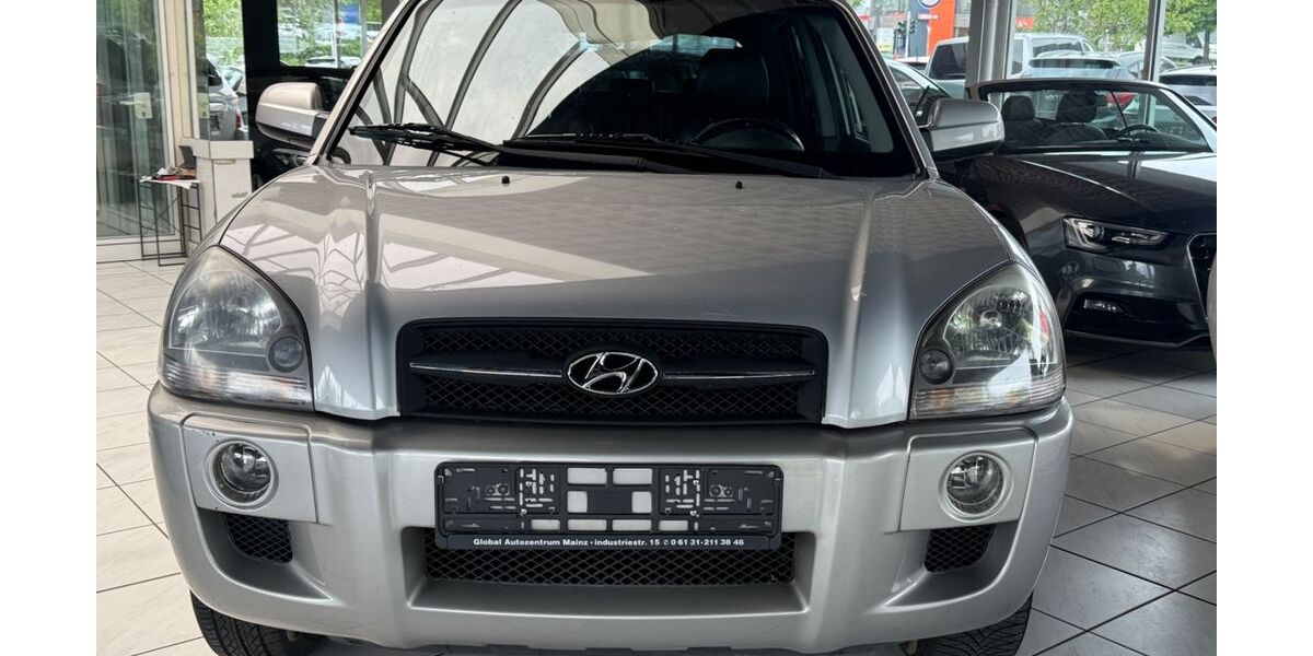 Hyundai TUCSON 171.000 km 2.999 &euro; Mainz 55120