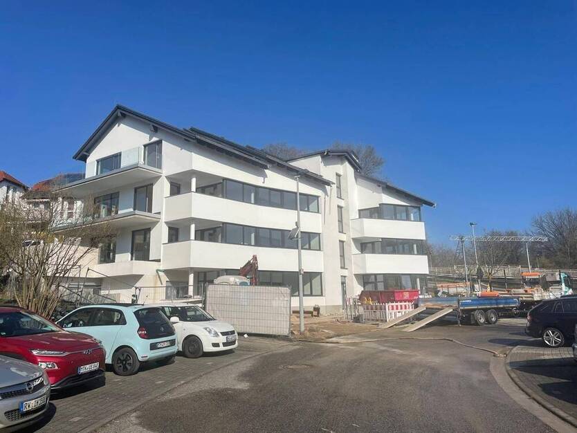 Eppstein: Modernste Architektur trifft Taunusidylle | W11 DG