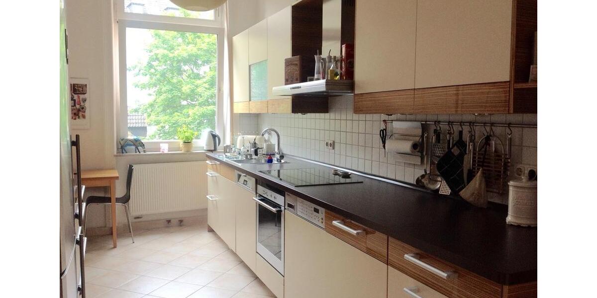Etagenwohnung Wiesbaden Biebrich - 4 Zimmer, 125 m&sup2;, 1.800&euro; | Angebot:25711714