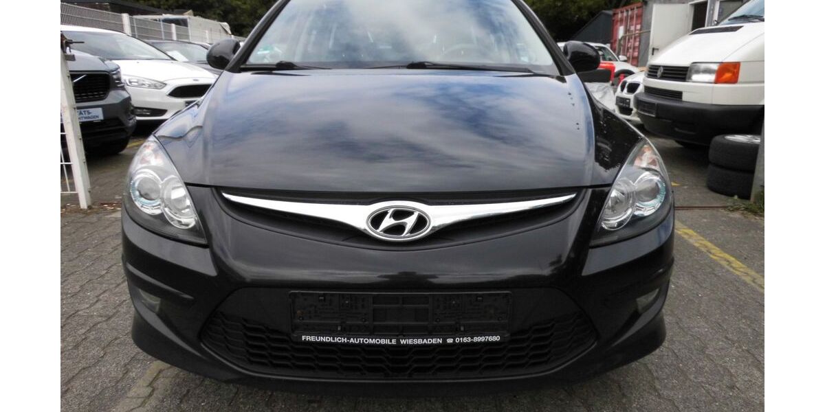 Hyundai i30 129.000 km 2.490 &euro; Mainz-Kastel 55252
