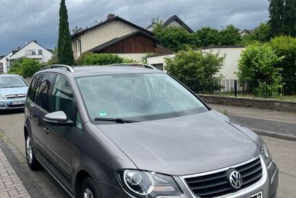 VW Touran 248.000 km 5.300 &euro; Mainz 55130