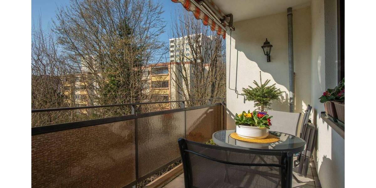 Etagenwohnung Steinbach (Taunus) - 3 Zimmer, 79 m&sup2;, 325.000&euro; | Angebot:26017481