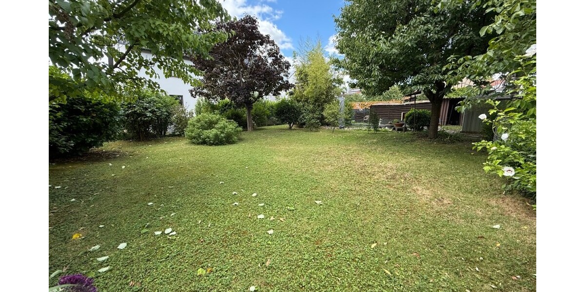 Wiesbaden-Breckenheim: Generationenhaus oder großes Familienrefugium! - Doppelhaushälfte Wiesbaden Bierstadt | Angebot:24584024