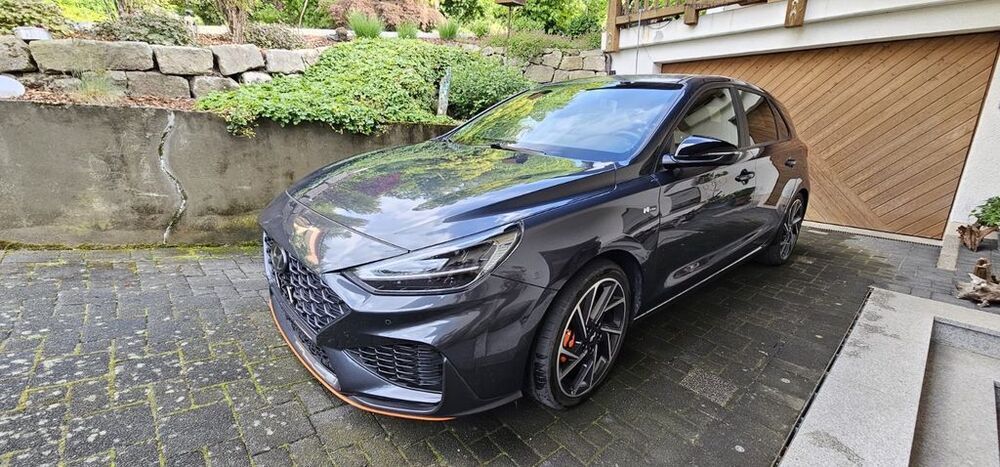 i30