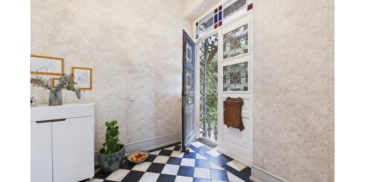 Villa in Wiesbaden - Gründerzeitvilla für Wohnen, Praxis oder Kanzlei - Mehrfamilienhaus, Wohnhaus Wiesbaden Südost | Angebot:25161487