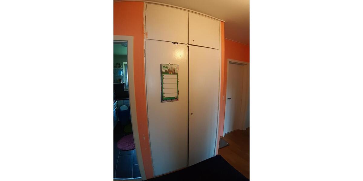 Etagenwohnung Wiesbaden Biebrich - 3 Zimmer, 60 m&sup2;, 1.500&euro; | Angebot:25173745
