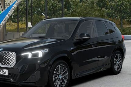 BMW iX1 9.372 km 43.450 &euro; Kronberg 61476