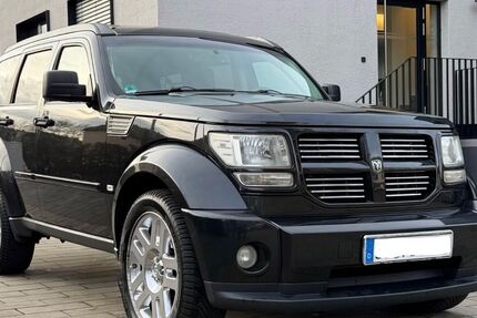 Dodge Nitro 264.000 km 6.650 &euro; Schierstein 65201