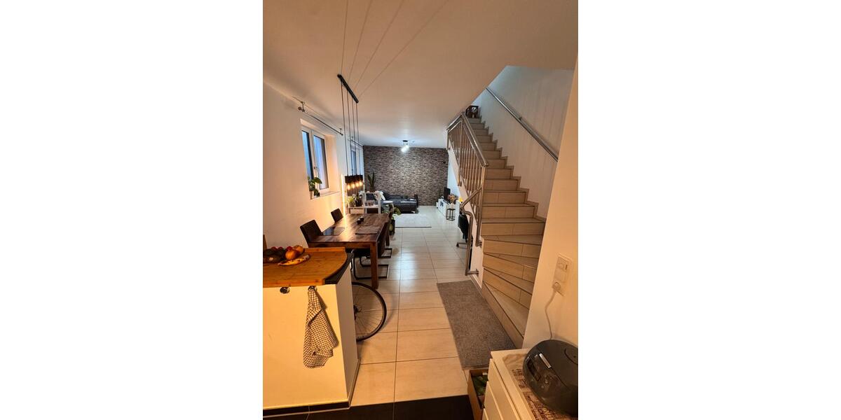 Etagenwohnung Mainz Lerchenberg - 2 Zimmer, 75 m&sup2;, 1.200&euro; | Angebot:24429462