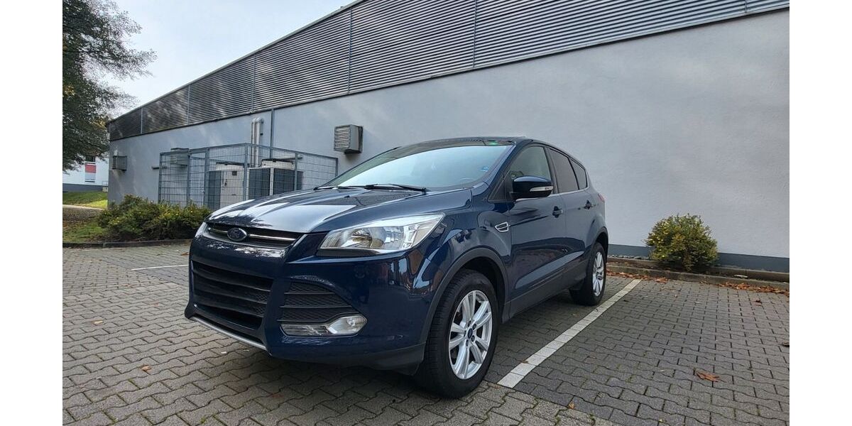 Ford Kuga 137.000 km 9.600 &euro; Schmitten 61389