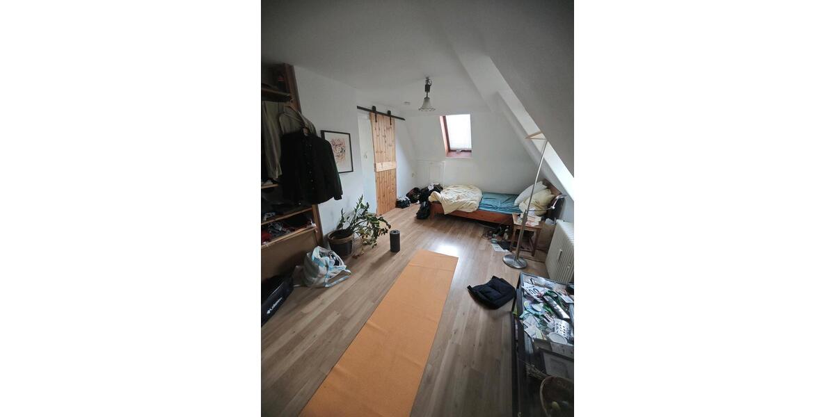 Dachgeschoßwohnung Mainz Gonsenheim - 2 Zimmer, 40 m&sup2;, 750&euro; | Angebot:26049489