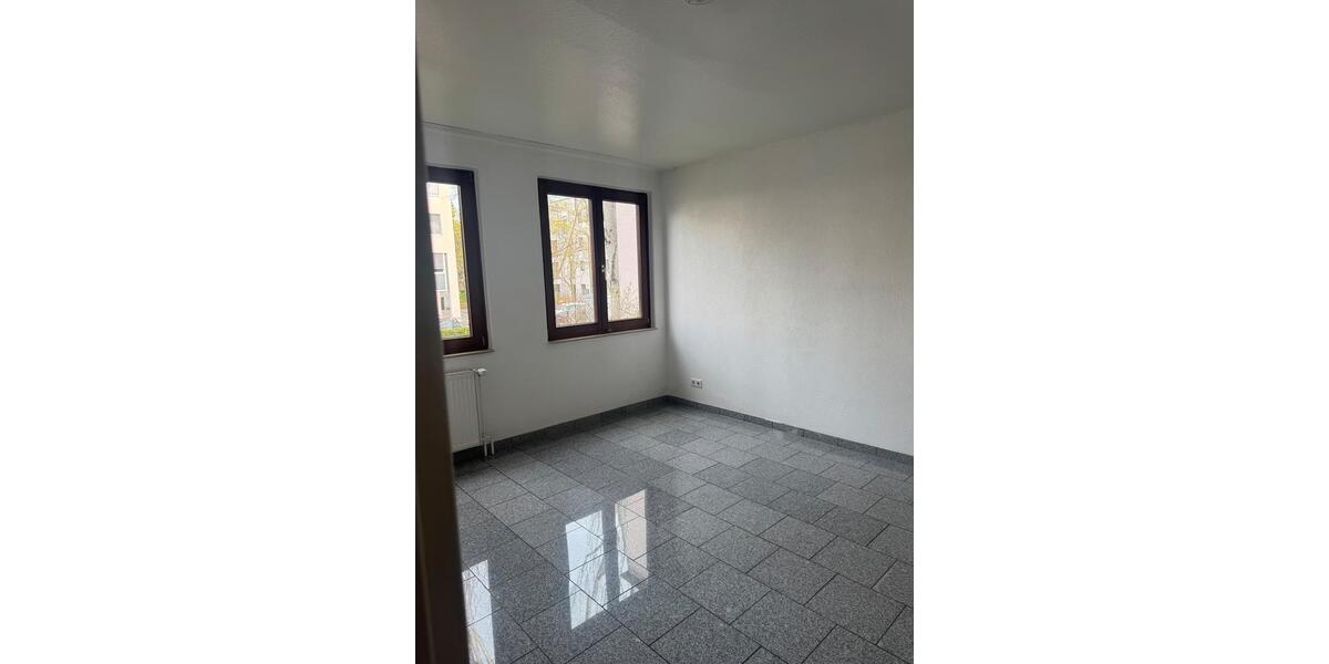 Etagenwohnung Wiesbaden Südost - 3 Zimmer, 90 m&sup2;, 1.650&euro; | Angebot:26227392