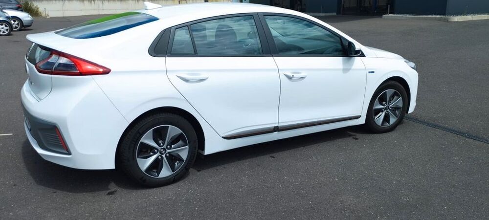 IONIQ