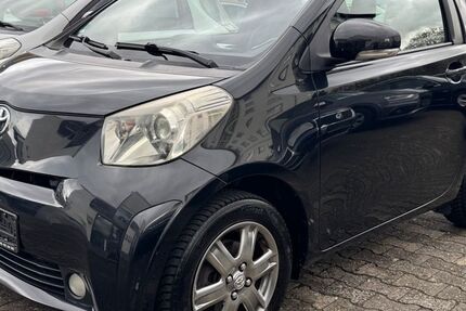 Toyota IQ 162.000 km 5.799 &euro; Wiesbaden 65187