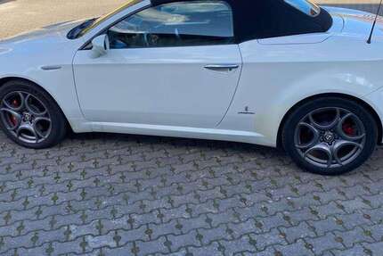 Alfa Romeo Spider 125.900 km 16.800 &euro; Waldems 65529