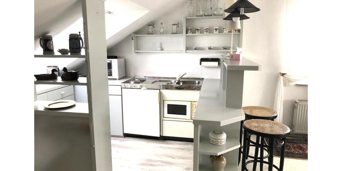 Dachgeschoßwohnung Eschborn - 2 Zimmer, 57 m&sup2;, 900&euro; | Angebot:25839091