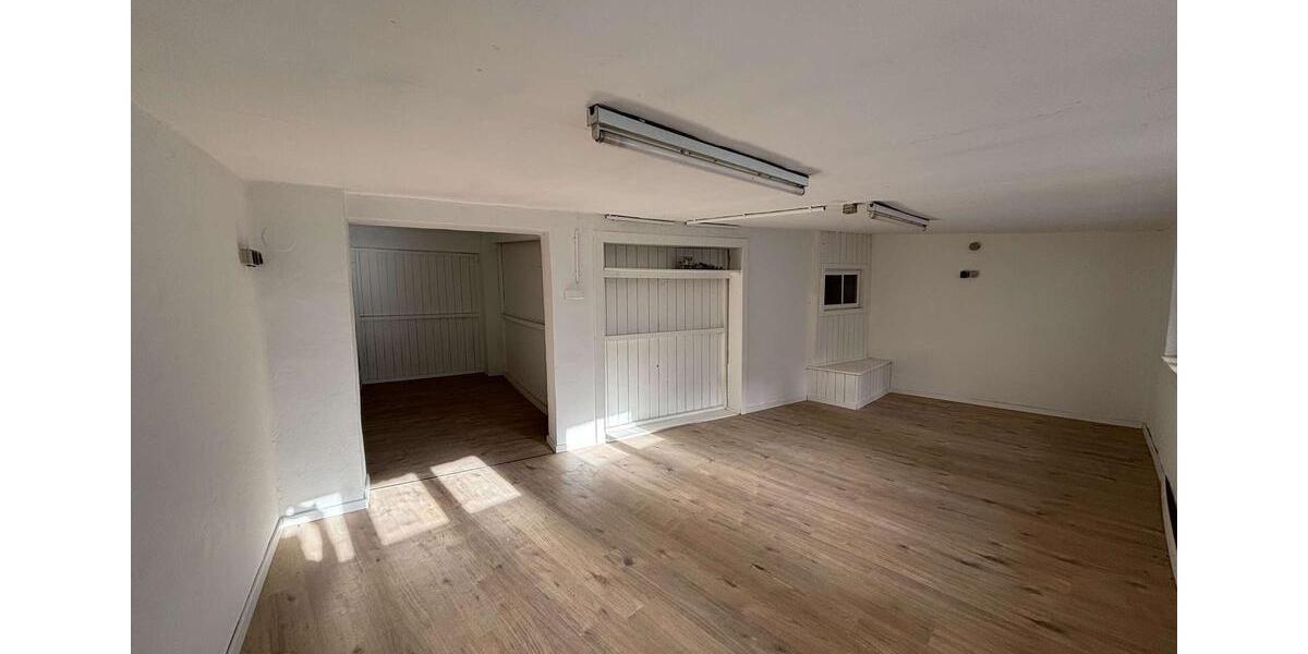 Sofort verfügbare Lagerfläche 113 m² – zentral in Mainz-Kastel zimmer