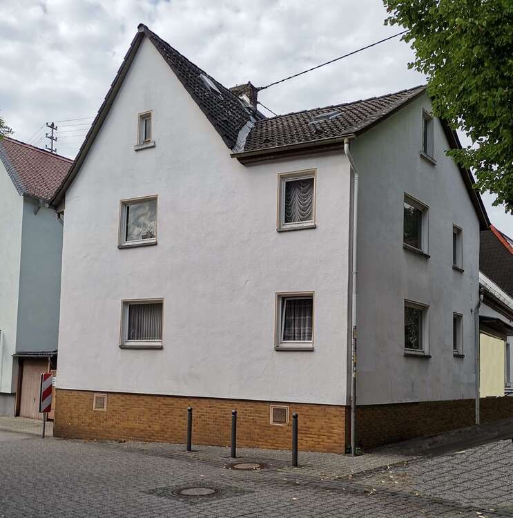 Haus zum Kaufen in Rambach 380.000 € 236 m²