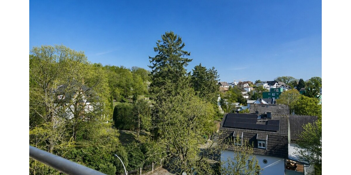 RESERVIERT! Top geschnittene 4 Zi Whg mit Lift nahe dem Kurpark - Etagenwohnung Bad Soden am Taunus | Angebot:26987424