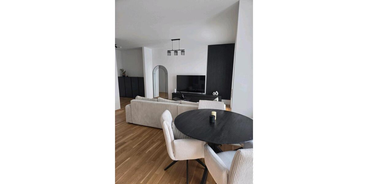 Erdgeschoßwohnung Frankfurt am Main Bockenheim - 3 Zimmer, 100 m&sup2;, 1.850&euro; | Angebot:25222692