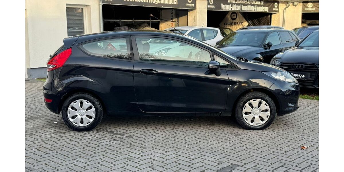 Ford Fiesta 210.000 km 1.999 &euro; Wiesbaden 65201