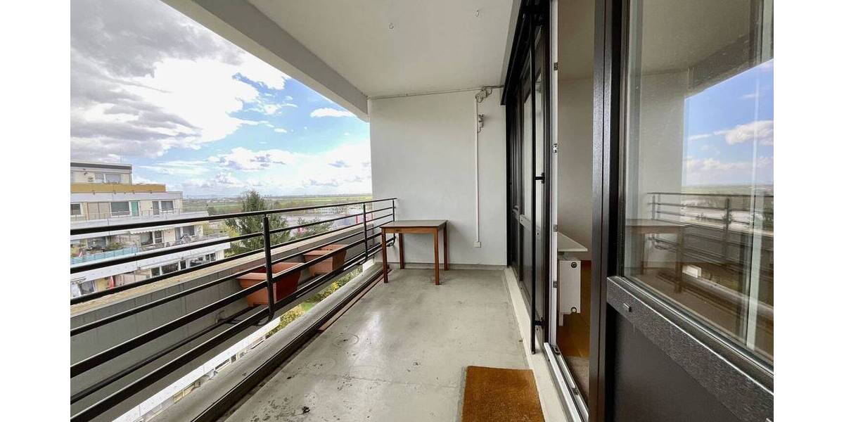 Etagenwohnung Wiesbaden Nordenstadt - 3 Zimmer, 94 m&sup2;, 330.000&euro; | Angebot:25987383