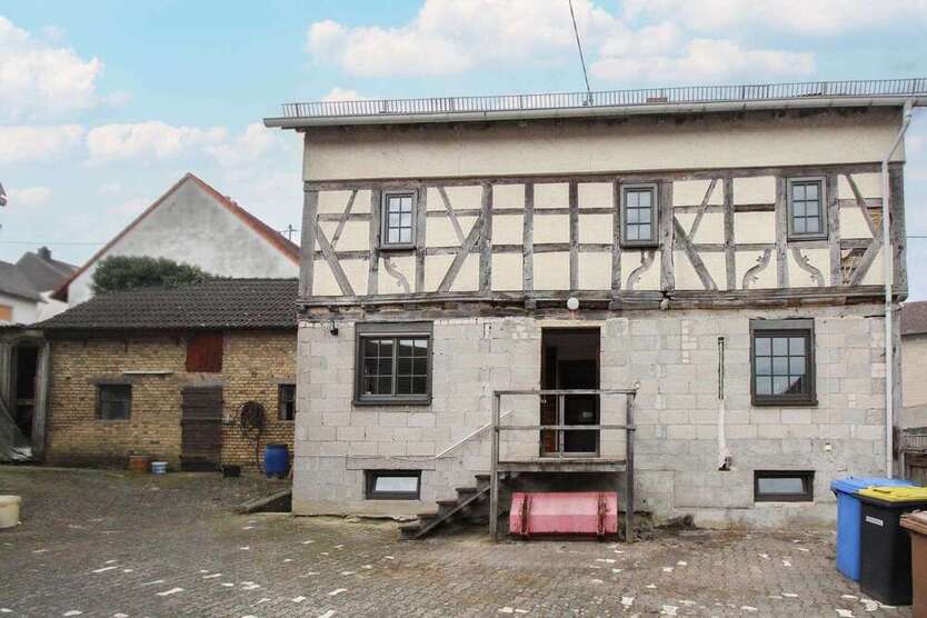 Haus zum Kaufen in Hohenstein 230.000 € 114.12 m²
