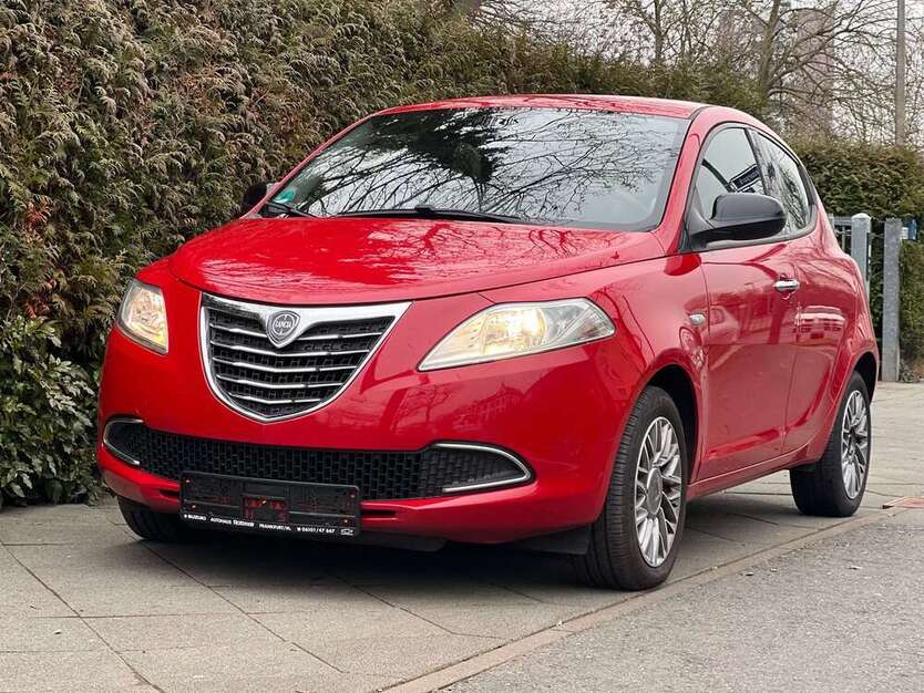 Ypsilon