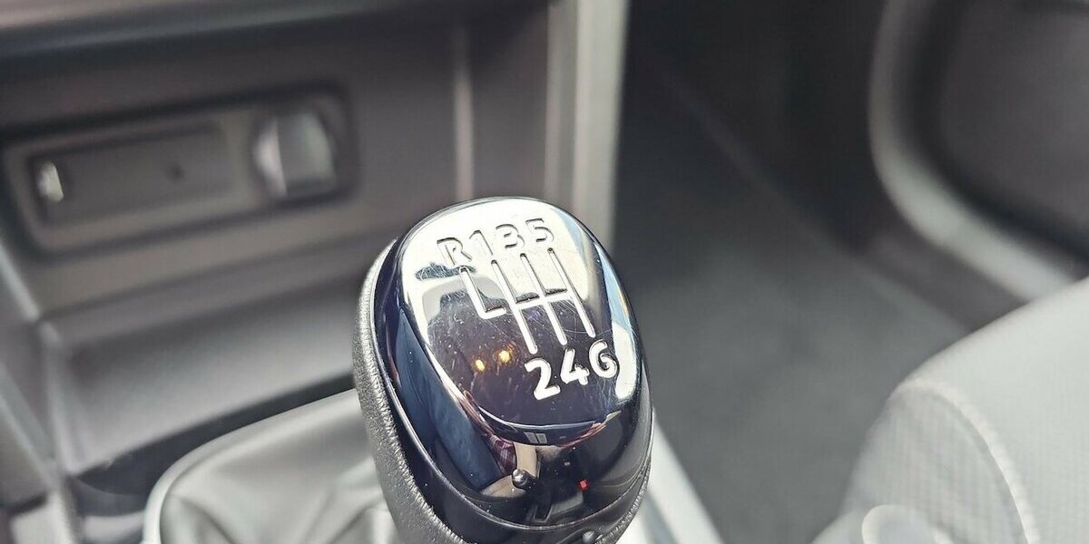 Renault Megane Life Insp. NEU 80.000 km 10.990 &euro; Schwalbach/Taunus 65824