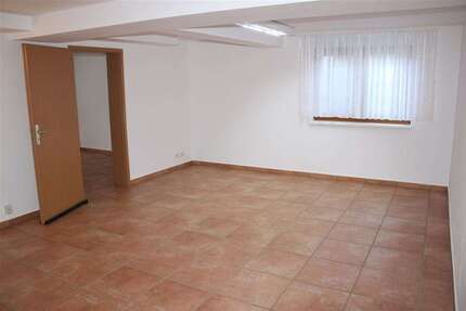 Wohnung Ingelheim am Rhein - 2 Zimmer, 65 m&sup2;, 450&euro; | Angebot:26492168