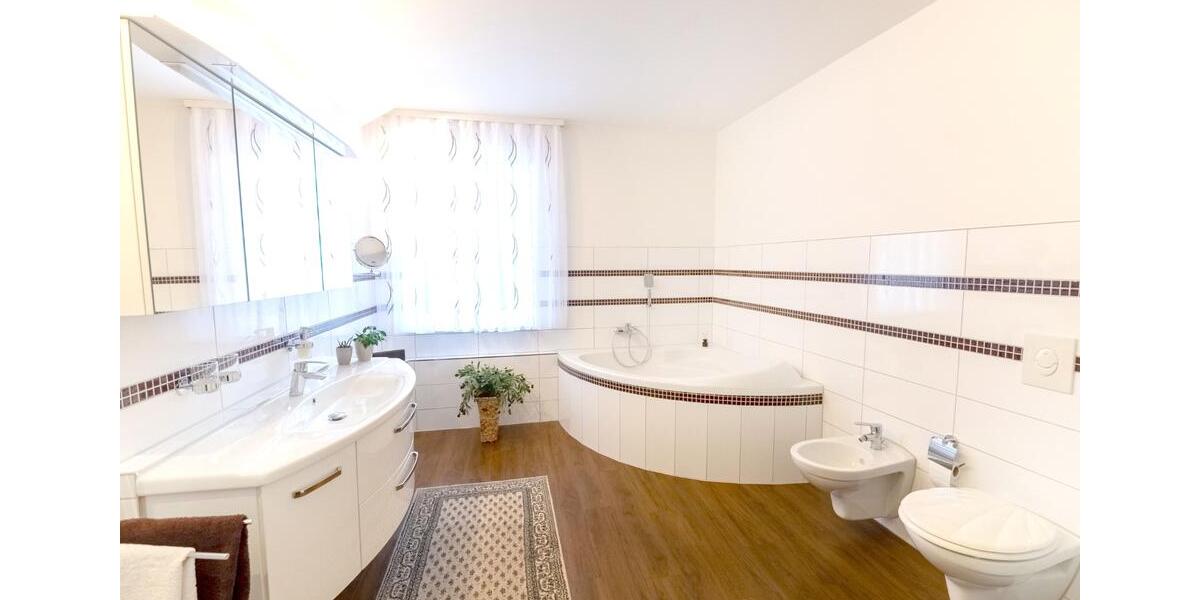 Doppelhaushälfte Königstein im Taunus - 6.5 Zimmer, 169 m&sup2;, 829.000&euro; | Angebot:25822343