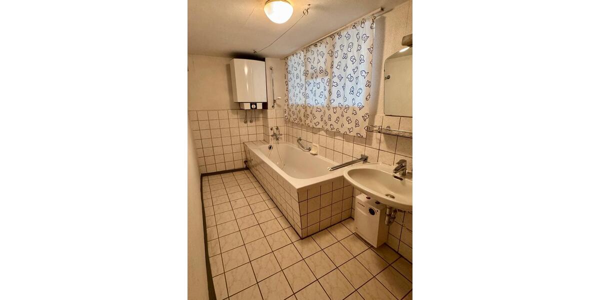 Mehrfamilienhaus, Wohnhaus Ingelheim am Rhein - 7 Zimmer, 156 m&sup2;, 380.000&euro; | Angebot:27019668