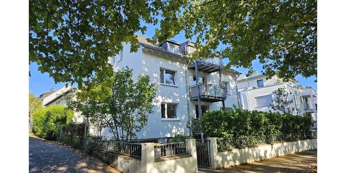 Einfamilienhaus Wiesbaden Südost - 11 Zimmer, 241 m&sup2;, 1.295.000&euro; | Angebot:27338531