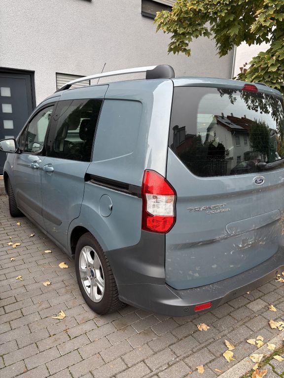 Ford Transit Courier 15.000 km 15.900 € Mainz 55130